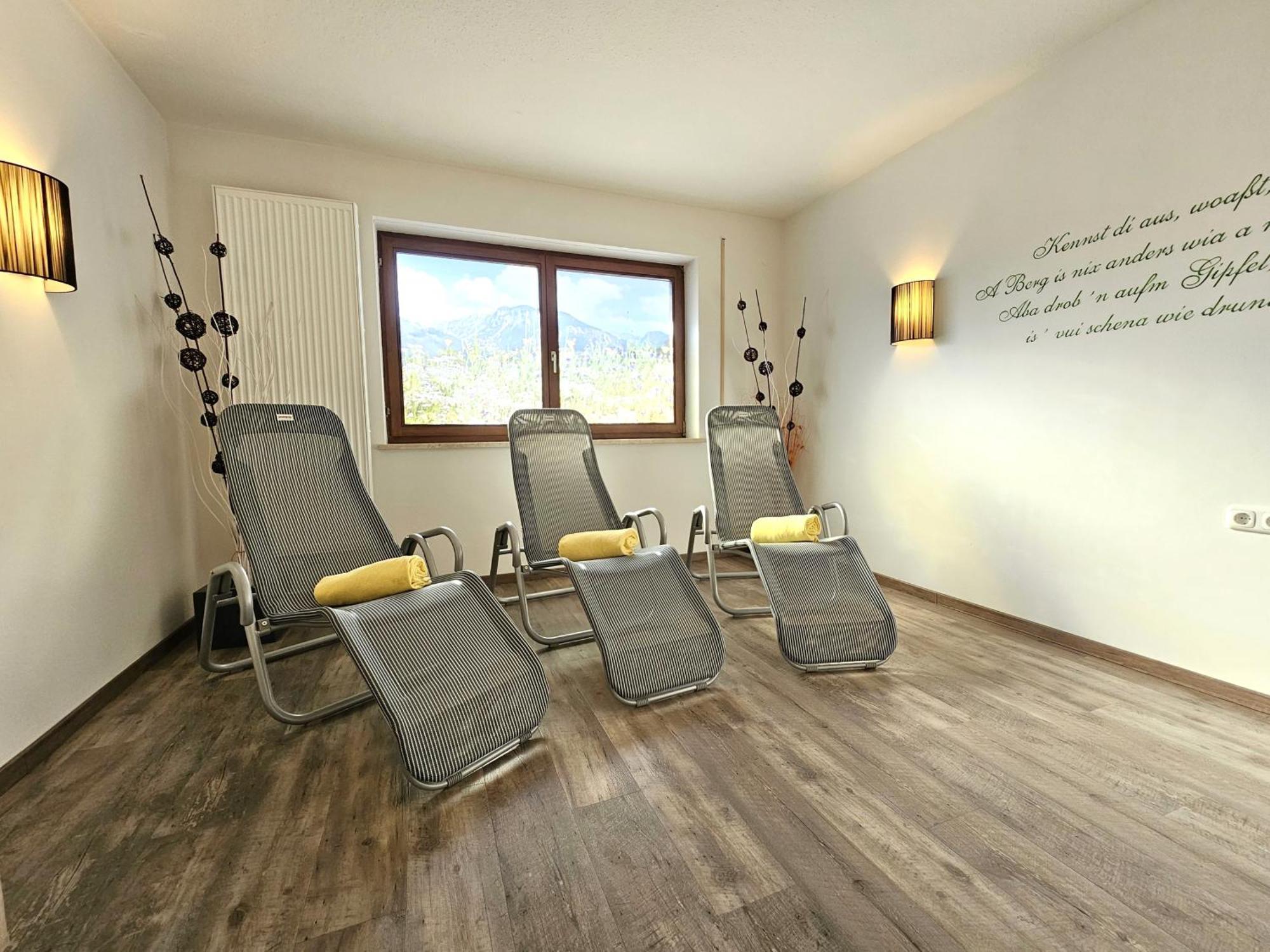 Hotel Cafe Fuggerhof Oberstdorf Exteriör bild