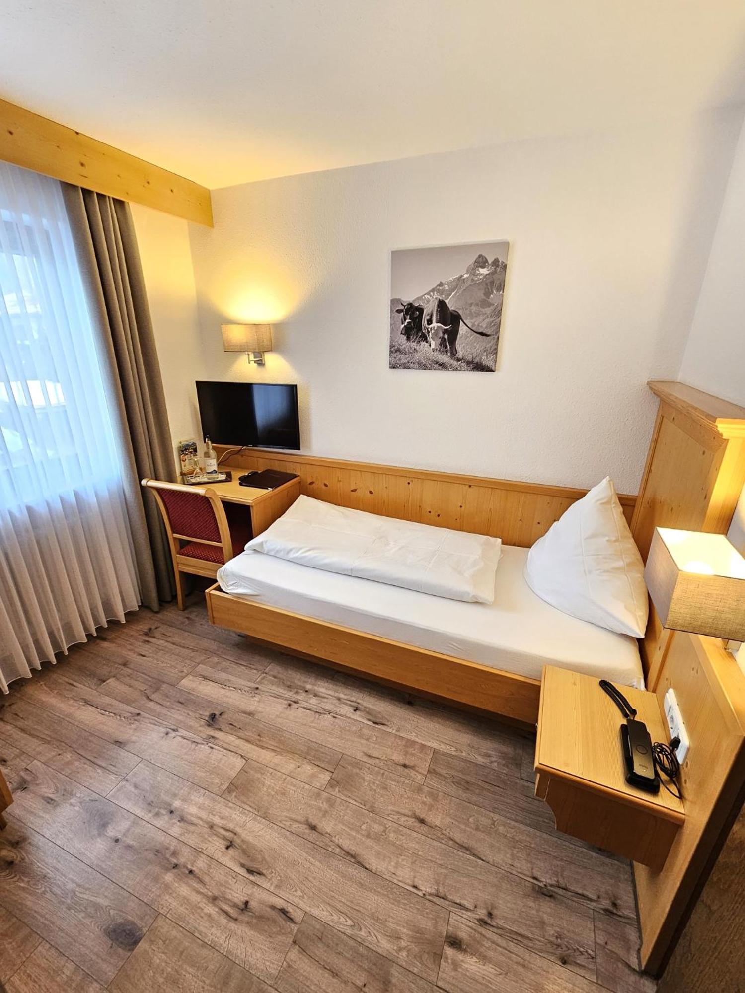 Hotel Cafe Fuggerhof Oberstdorf Exteriör bild