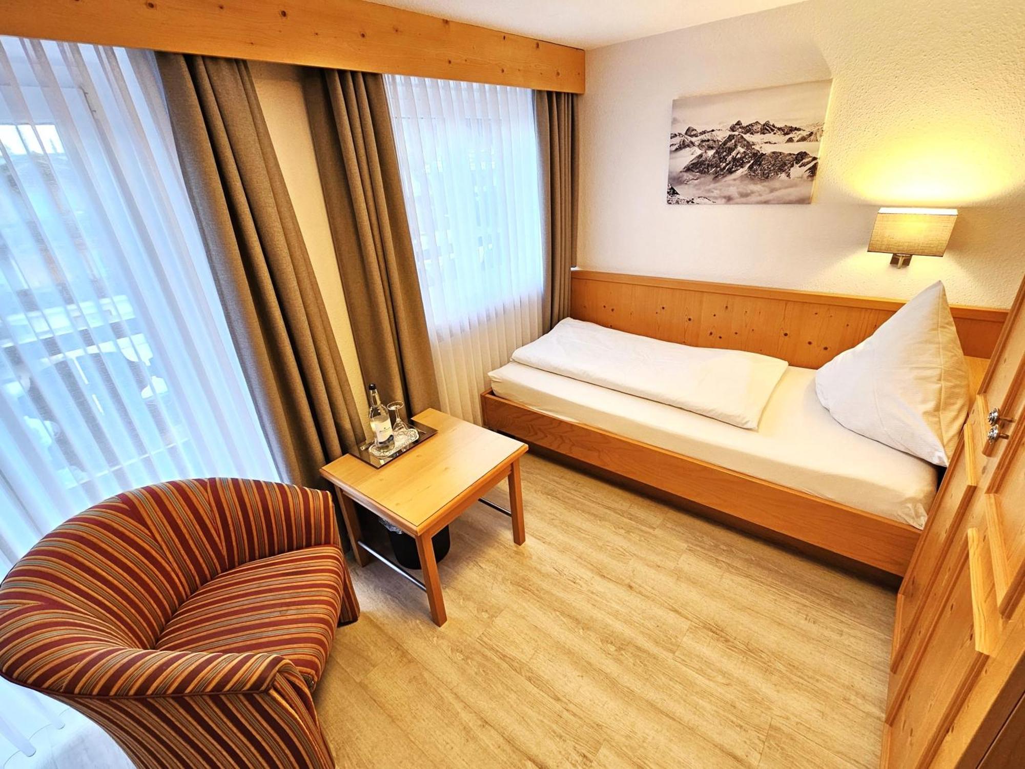 Hotel Cafe Fuggerhof Oberstdorf Exteriör bild