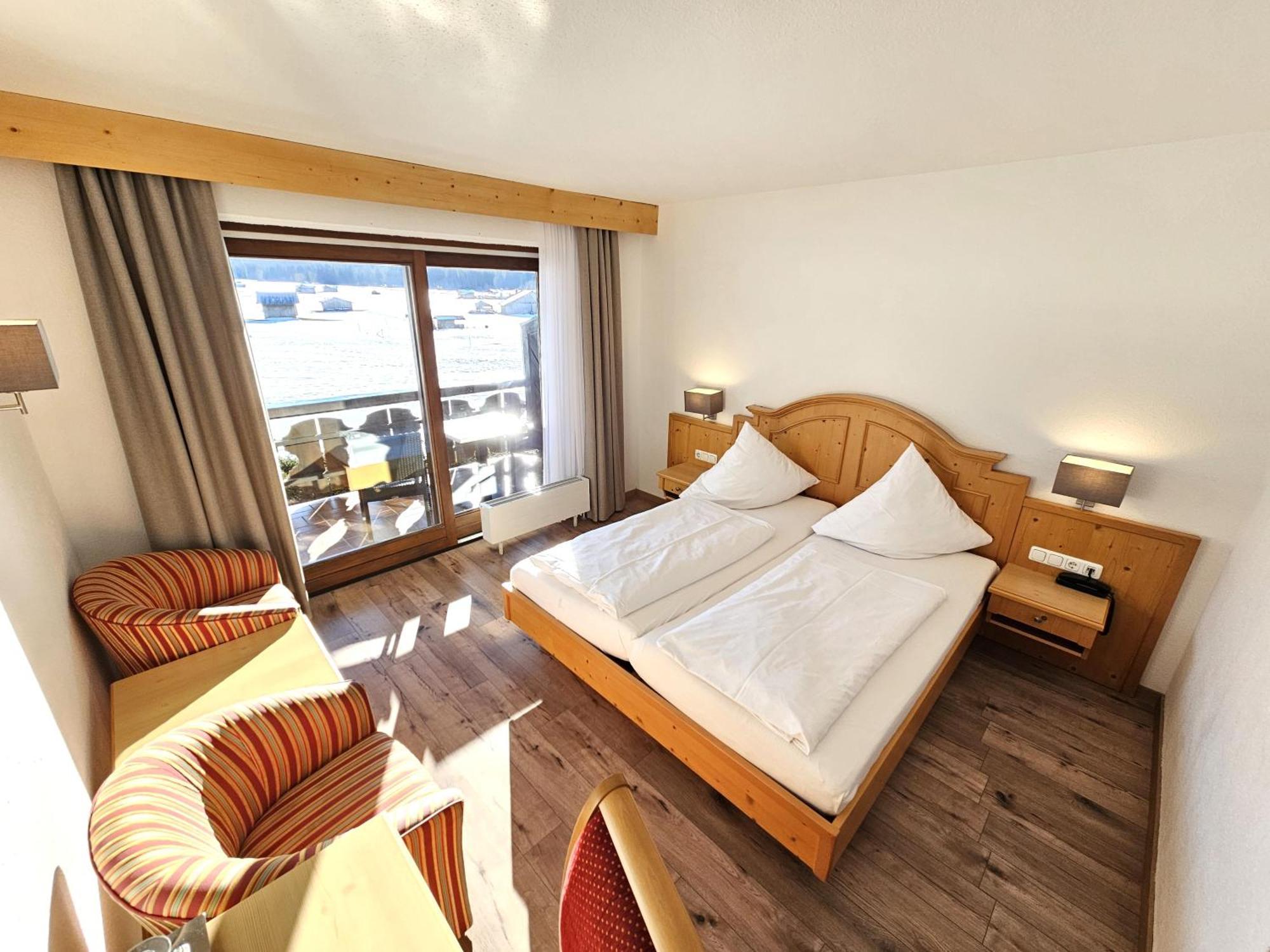 Hotel Cafe Fuggerhof Oberstdorf Exteriör bild