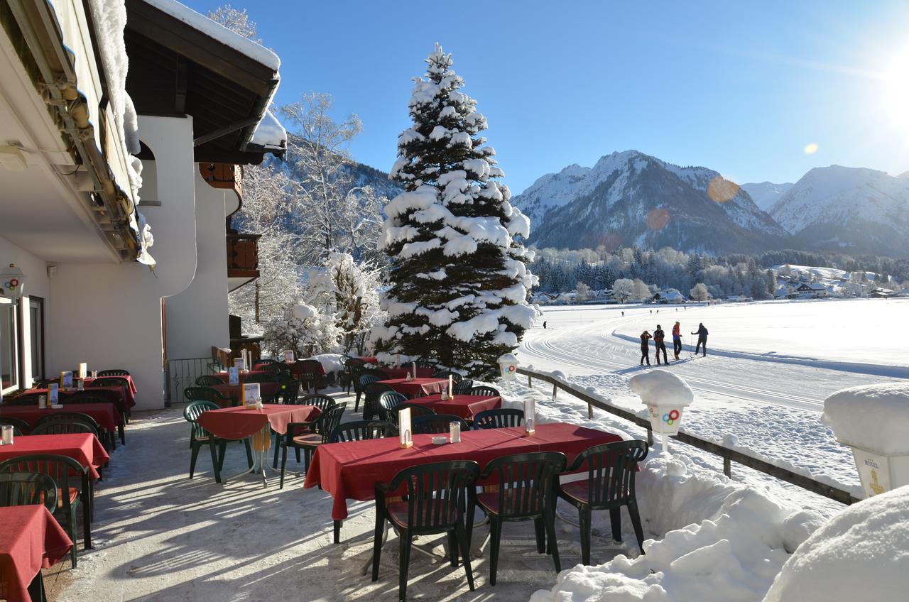 Hotel Cafe Fuggerhof Oberstdorf Exteriör bild